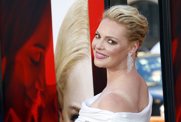 Katherine Heigl is blij dat "haar zitvlak weer zit waar het - Het