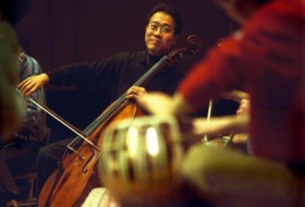 Mishandelde Turpin-kinderen krijgen bezoekje van wereldberoemde muzikant