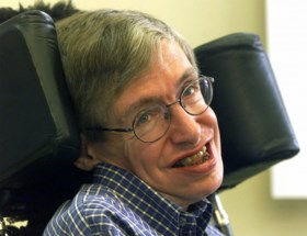 Hoe hij ontdekte dat hij ziek was en hoe hij zijn stem verloor: 10 dingen die je nog niet wist over Stephen Hawking