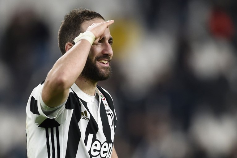 Juventus klopt Atalanta en verstevigt leidersplaats, Castagne blijft op de bank