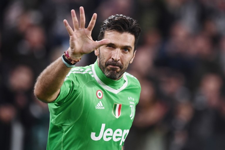Juventus klopt Atalanta en verstevigt leidersplaats, Castagne blijft op de bank