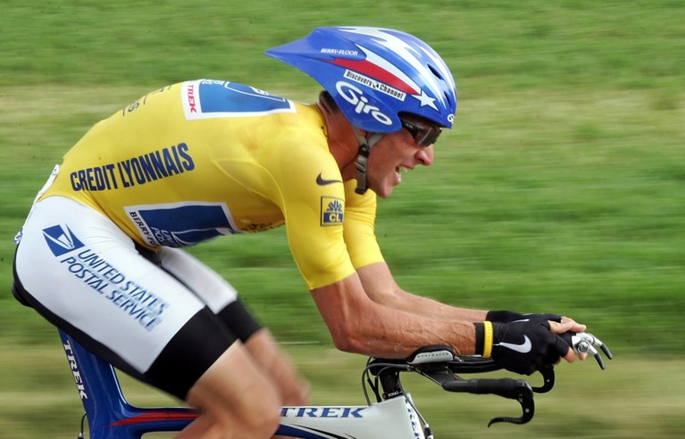 Vandenhaute verdedigt bezoek Armstrong aan Ronde: “Wielrennen is zuiverste sport ter wereld”