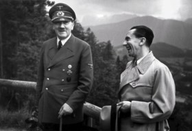 Heeft Hitler écht zelfmoord gepleegd in Berlijnse bunker en hoe deed hij dat dan? Journalisten geven het antwoord na jarenlang onderzoek