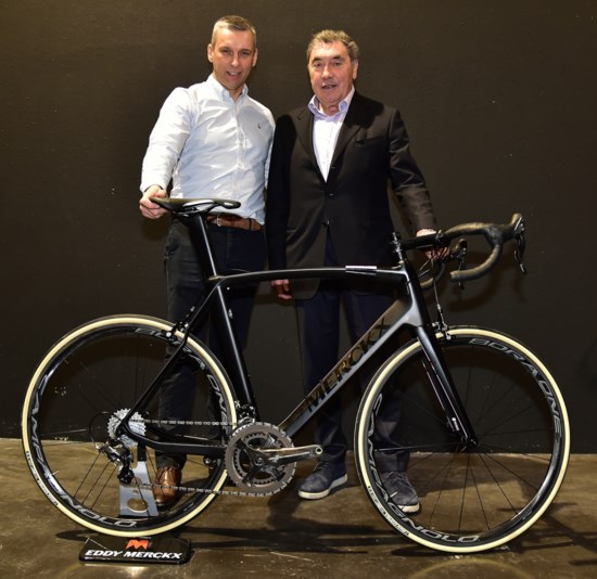 Eddy Merckx gaat herbronnen met zijn fietsen: in komt nieuwe lijn racefietsen op markt | Het Nieuwsblad Mobile