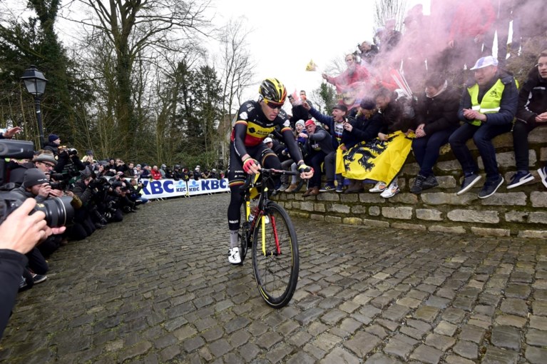 Beresterke Niki Terpstra zorgt voor nieuwe triomf van Quick Step in loodzware Ronde van Vlaanderen
