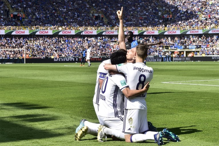 Spanning, sensatie en...de videoref: Anderlecht sloopt fort Club Brugge en gooit titelstrijd helemaal open
