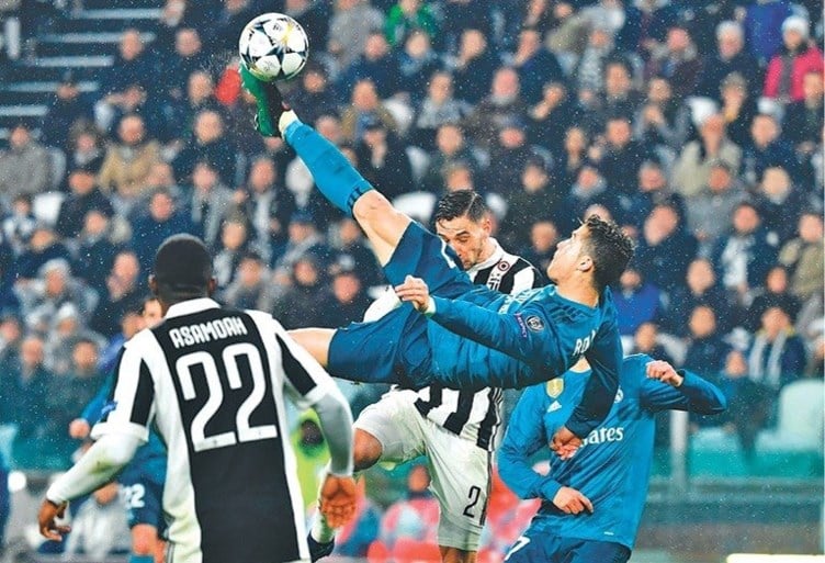 De fantastische retro van Gareth Bale in beeld: beter dan die van Cristiano Ronaldo?