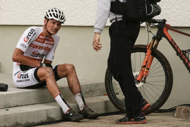 Pech voor Mathieu van der Poel: WB-leider mountainbike ...
