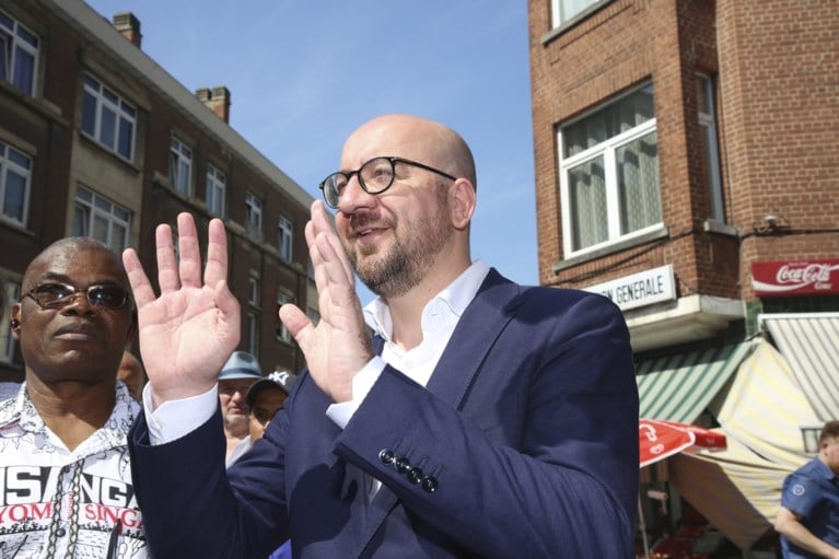Café van broers Abdeslam is nu een buurthuis: “Deze buurt heeft genoeg van de negativiteit”