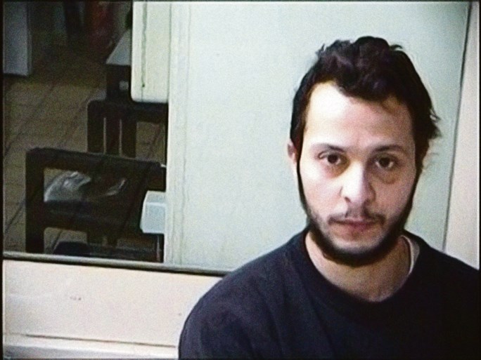 Salah Abdeslam doorbreekt stilzwijgen en spreekt aanslagen Parijs goed