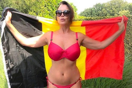 Wendy Van Wanten trots op haar bikinilijf: “Aan alle oudere dames: je lijf. Als maar straalt” | Mobile