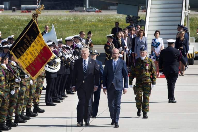 Deze keer geen rode loper en fanfare: Trump krijgt sobere ontvangst in Brussel