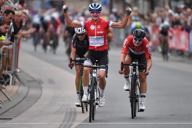 Marianne Vos klopt Lotte Kopecky in Merelbeke en neemt ...