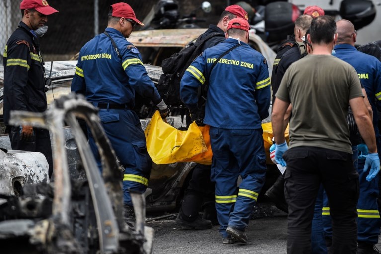 Al 74 doden door bosbranden in Griekenland, drie dagen ...