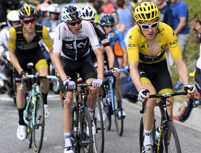 Spektakel in ultrakorte bergrit: Froome kraakt, Thomas imponeert, Quintana wint