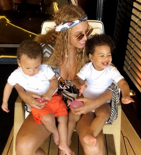 Hoe schattig: Beyoncé toont eindelijk nog eens haar tweeling