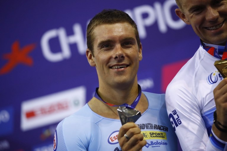 Kenny De Ketele bezorgt België zilveren medaille in puntenkoers op EK baanwielrennen in Glasgow