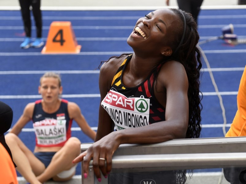 FOTO. Emoties van onze landgenote Cynthia Bolingo zijn ...