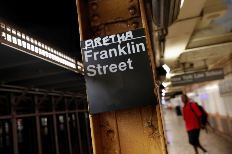 New York eert Aretha Franklin in gelijknamig metrostation