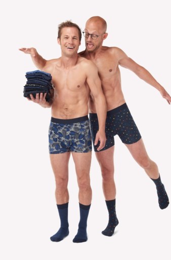 Indrukwekkend: Staf en Mathias Coppens kweken sixpack in amper 2 maanden tijd