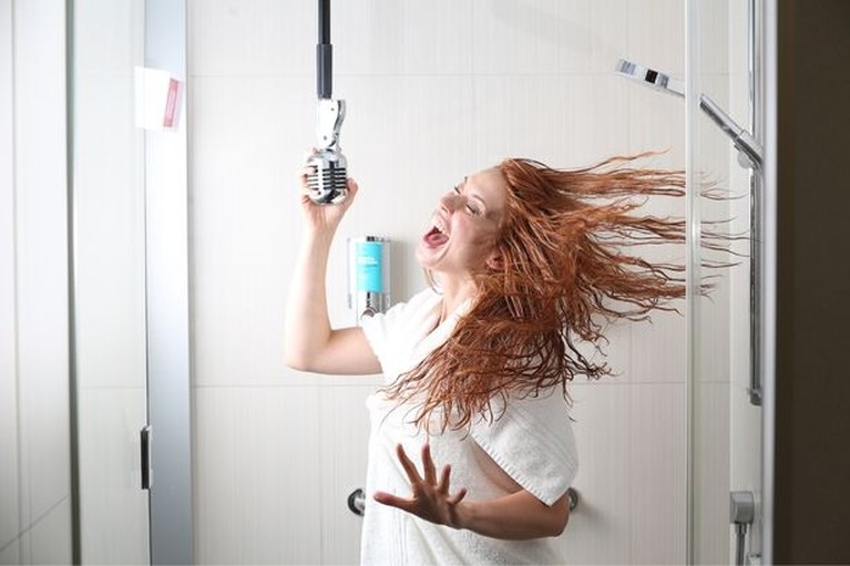 Hoe klinkt het als je zingt in de douche? In dit hotel kan je het testen