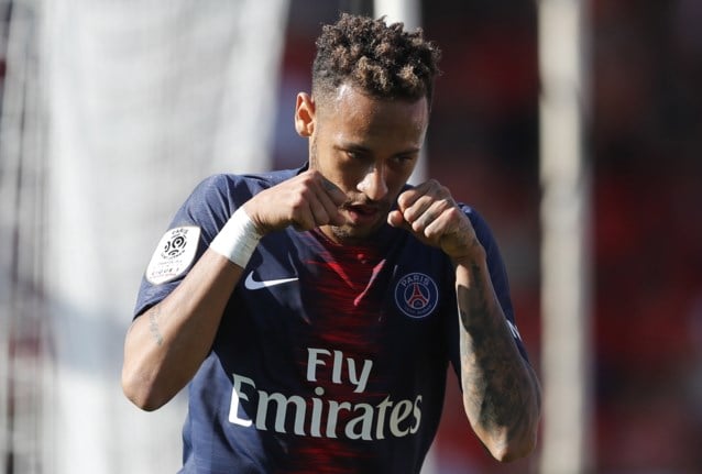 “Huilbaby” Neymar scoort en snoert dan alle criticasters de mond op heerlijke wijze