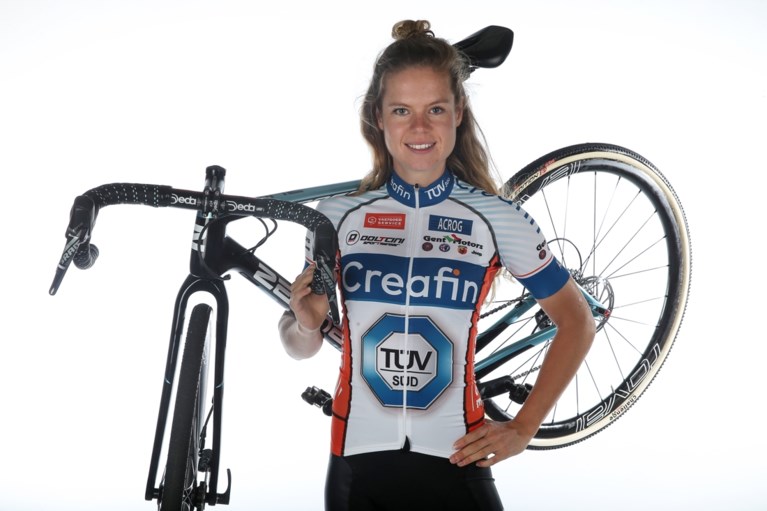 Vastgoedservice maakt tweede ploeg in het veld bekend: Timmy Simons wordt de grote baas van Creafin-Tüv Süd
