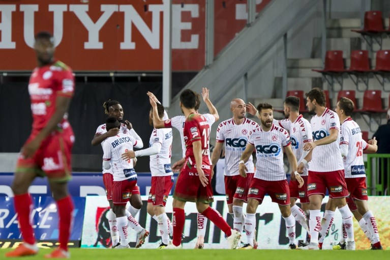 Kortrijk duwt Zulte Waregem in diepe crisis met vijfde opeenvolgende nederlaag