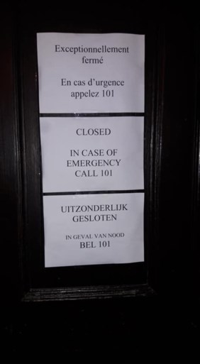 Boze politieagenten melden zich weer massaal ziek. Wie toch de nacht wil doen, krijgt een extra beloning