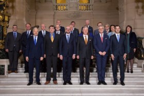 Zoveel gaven politici uit om verkozen te worden: kregen ze waar voor hun geld?