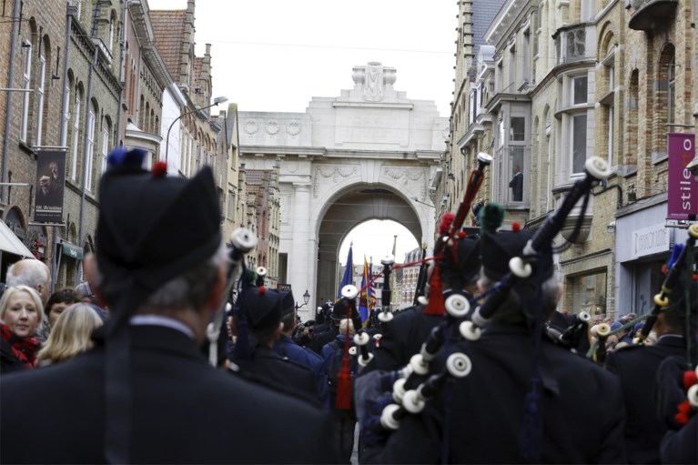 Honderdste verjaardag van Wapenstilstand wereldwijd herdacht: 70 wereldleiders samen in Parijs, Last Post in Ieper, toespraak van koning Filip in Brussel