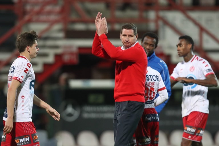 Verrassing bij KV Kortrijk: Glen De Boeck ontslagen, Yves Vanderhaeghe neemt officieel over: “Welcome home”