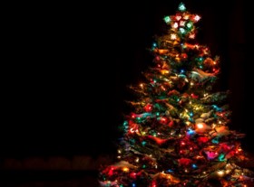 Weg Met Minimalisme De Kitscherige Kerstboom Is Helemaal Te Het Nieuwsblad Mobile