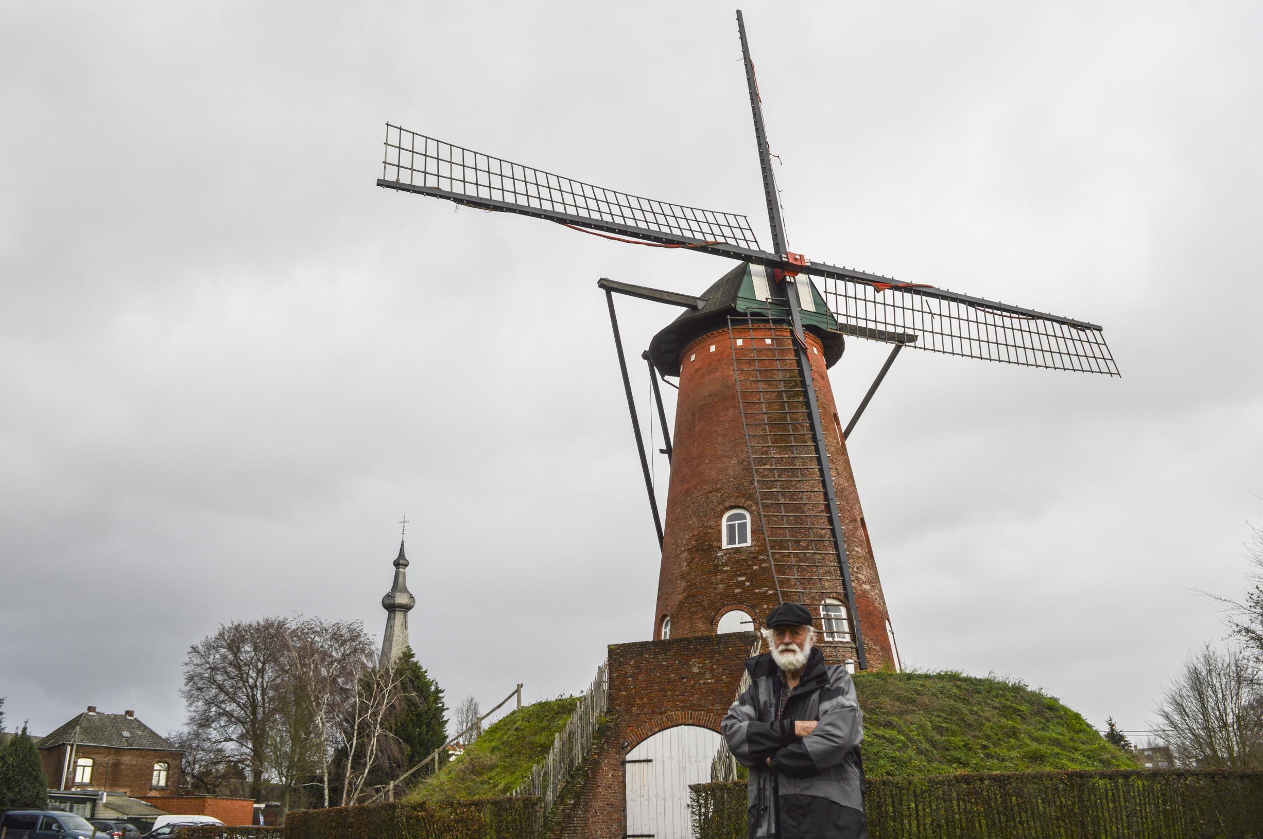 Rukwind Blaast Wiek Van Molen Van Oelegem Het Nieuwsblad