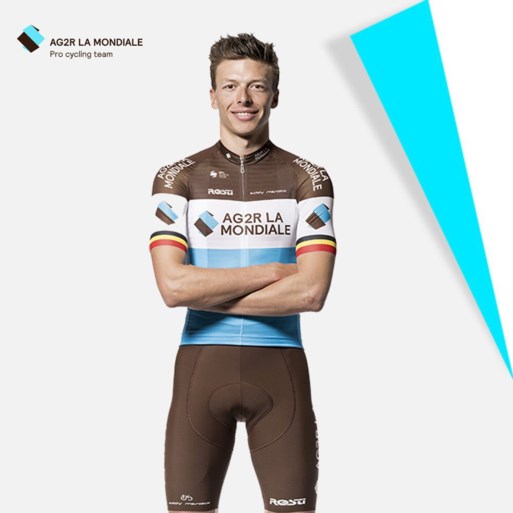Dit zijn de nieuwe wielertruitjes in het profpeloton voor het seizoen 2019: Van Avermaet in het oranje, Dumoulin in het rood