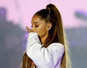 Amerikaanse popster Ariana Grande weigerde koninklijke onderscheiding