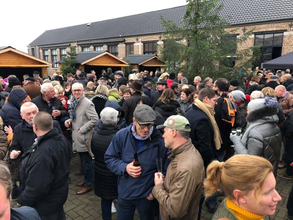 Ruim 600 inwoners op nieuwjaarsdrink in Bunsbeek (Glabbeek) Het