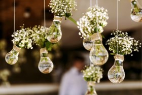 Eenvoudige jurken, grassen als decoratie en andere trends voor wie trouwt in 2019
