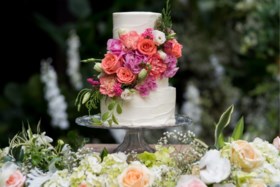 Eenvoudige jurken, grassen als decoratie en andere trends voor wie trouwt in 2019