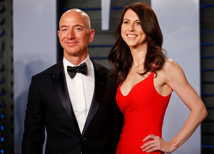 Miljardenscheiding van Jeff Bezos bezorgt beleggers stress: verkoopt hij straks aandelen om zijn vrouw te betalen?