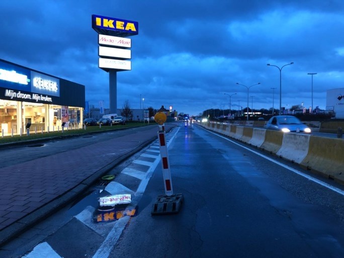 Enorme verkeerschaos na grondverzakking nabij Ikea Wilrijk: “Veel hinder, mijd de omgeving”