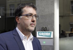 “Kiezersbedrog”, “woordbreuk” en “verraad”: burgemeester Bart De Wever onder vuur na aankondiging