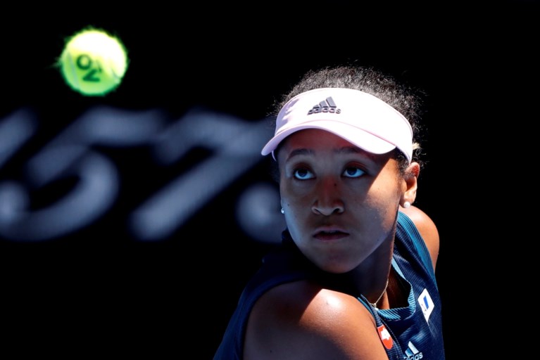 Serena Williams uitgeschakeld op Australian Open na dramatische ommekeer, Kim Clijsters blijft zo “Super Mom”