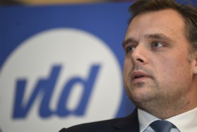 Open VLD-minister Philippe De Backer weigert eerste plaats op Kamerlijst en stopt met politiek
