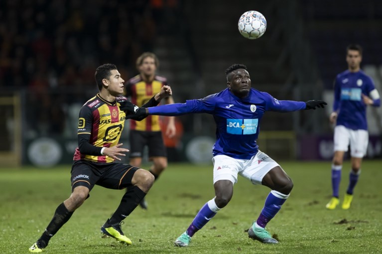 KV Mechelen houdt met negen man stand in topper tegen Beerschot Wilrijk