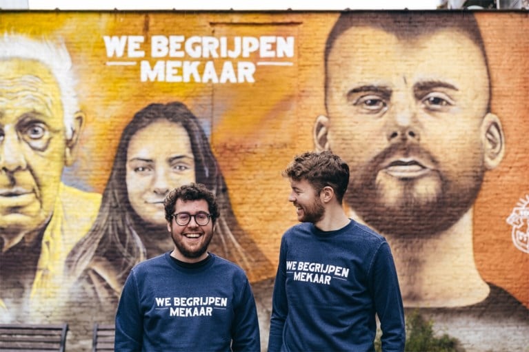Tourist LeMC werkt samen met jong Antwerps kledinglabel