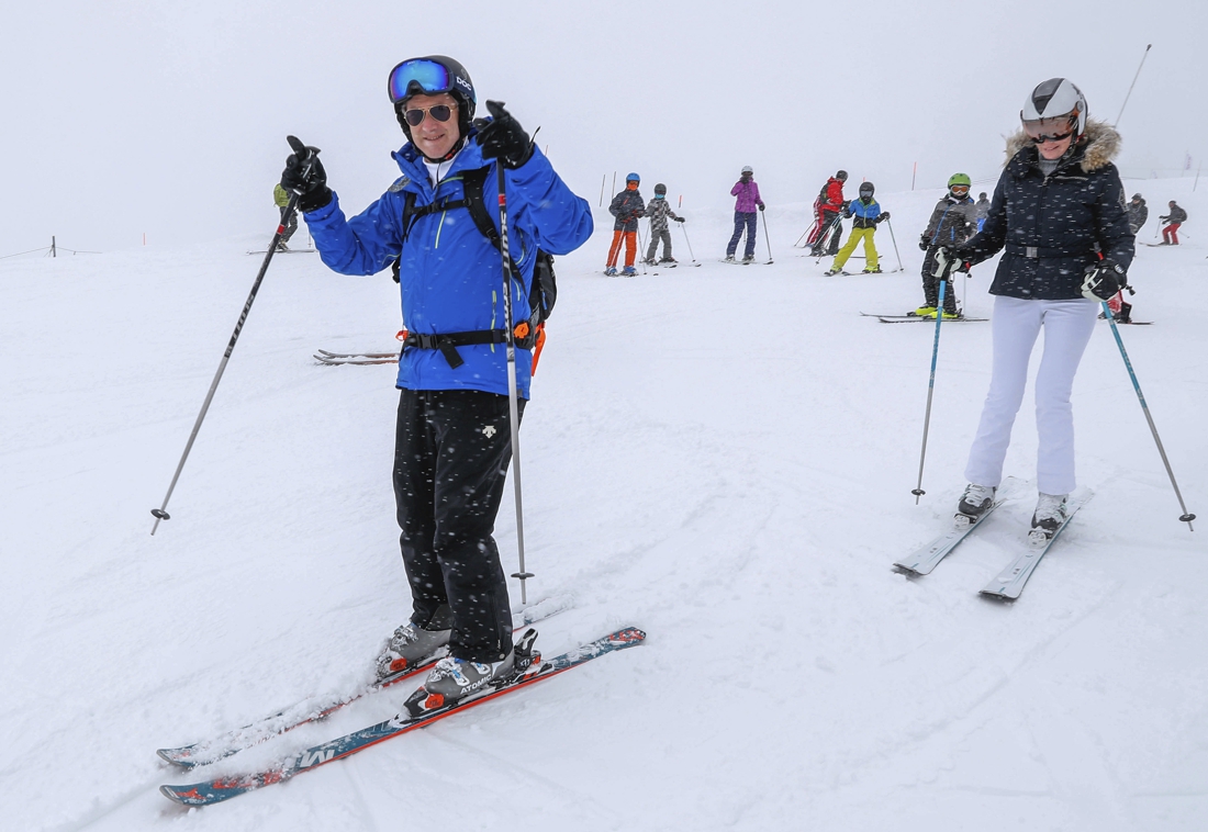 Traditie Integratie Zeldzaamheid Gezocht: skiërs die niet kunnen skiën (en ze krijgen er nog geld voor ook)  | Het Nieuwsblad Mobile