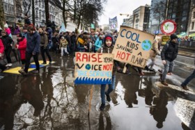 Joke Schauvliege onder vuur nadat ze suggereert dat klimaatprotesten complot zijn: “Belediging voor ons engagement”