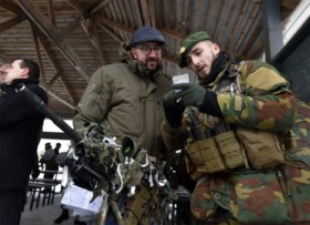 Michel bezoekt militairen in Estland: “Volgende regering mag geen kazernes sluiten”