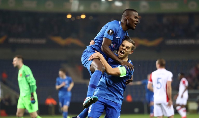Pijnlijk avondje Europa League compleet: onherkenbaar KRC Genk krijgt vier goals om de oren van godbetert Slavia Praag